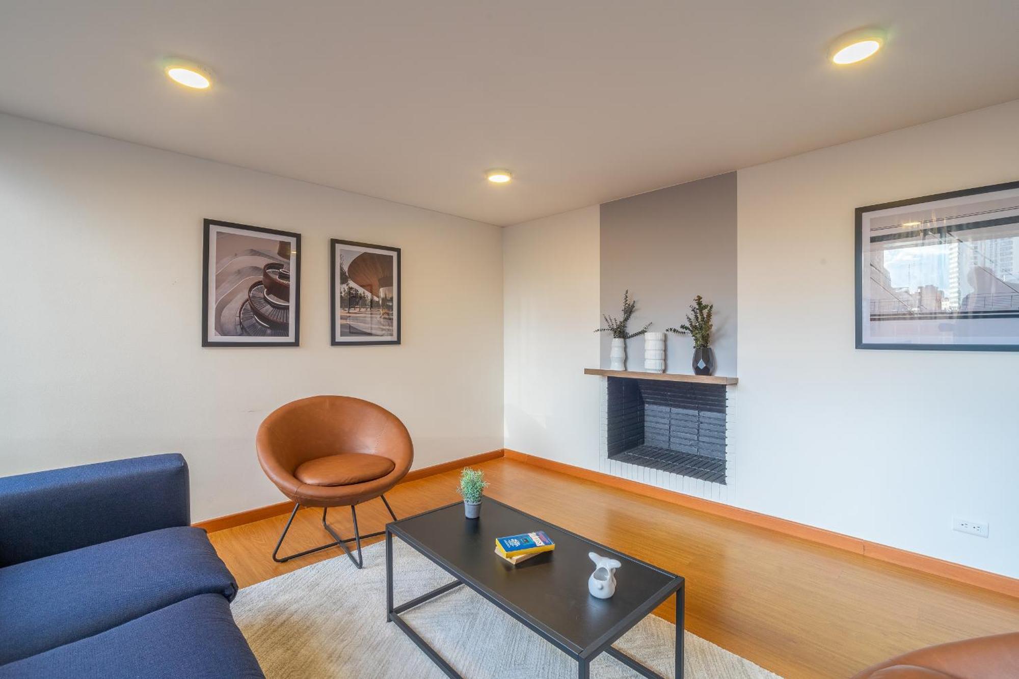 Penthouse Chicala Colombian Experience In Parque Virrey Apartment